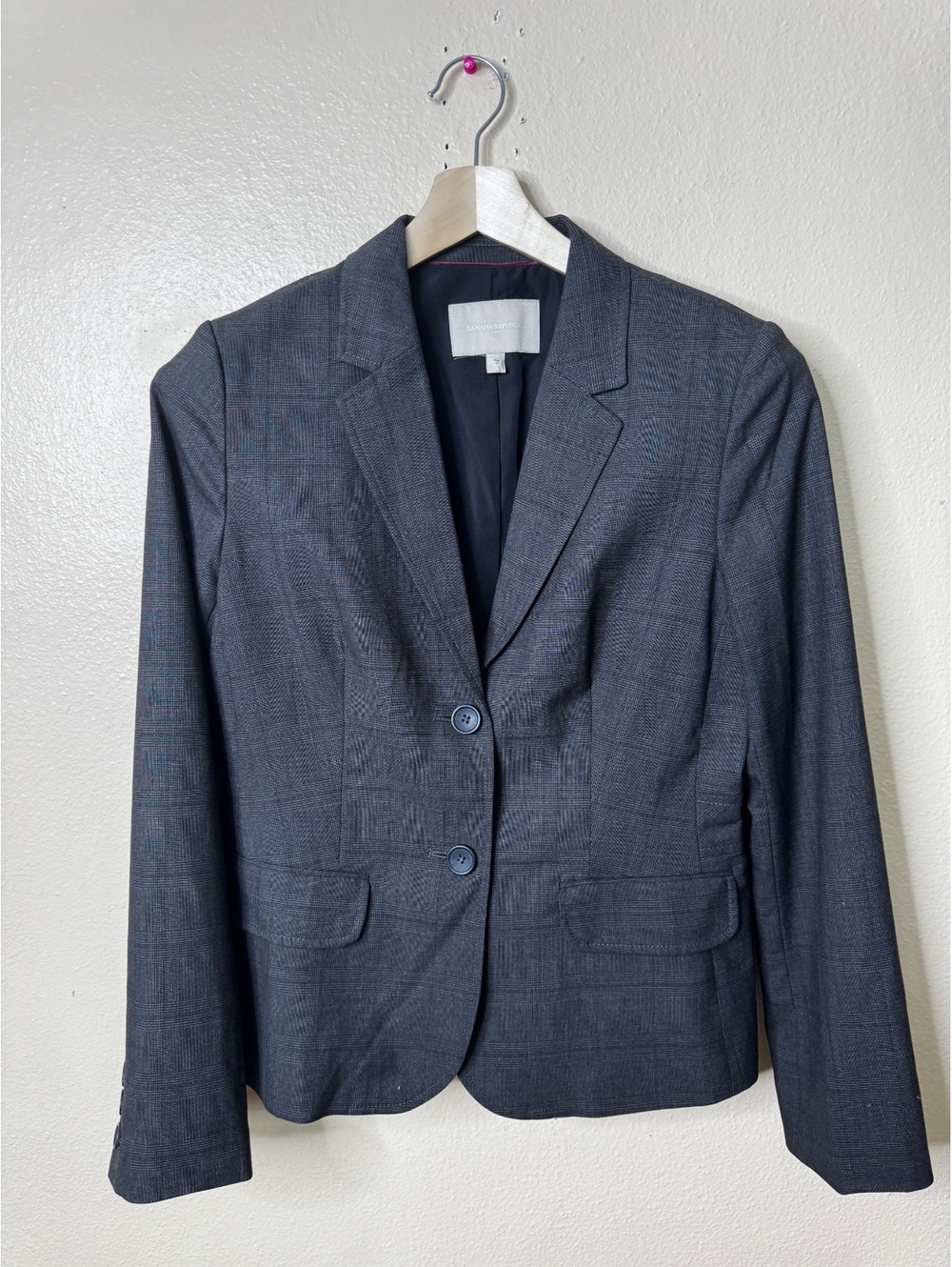 Banana Republic Women’s Size 10 Gray Plaid Blazer Pleated Back 2 Button Jacket